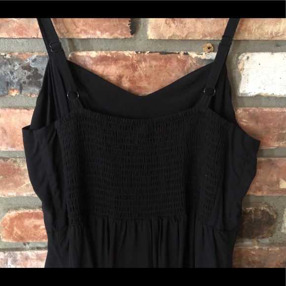 Old Navy Sz M Little Black Dress - Picture 5 of 7